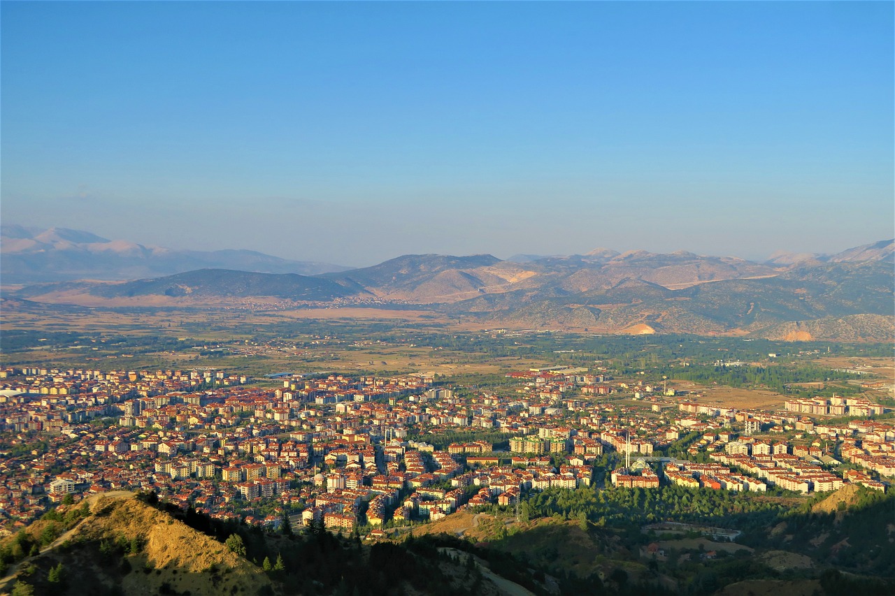 Isparta'da Psikolojik Rahatsızlığı Olan Adam Babasını Yaralayarak Öldürdü