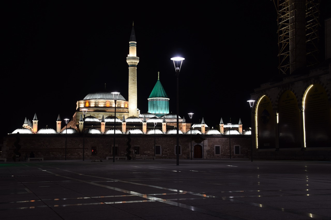 Sema Dansının Sırları: Mevlana'nın Felsefesini Keşfedin