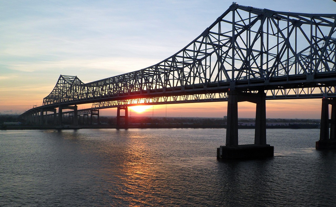 Challenges of Mississippi River Cruises