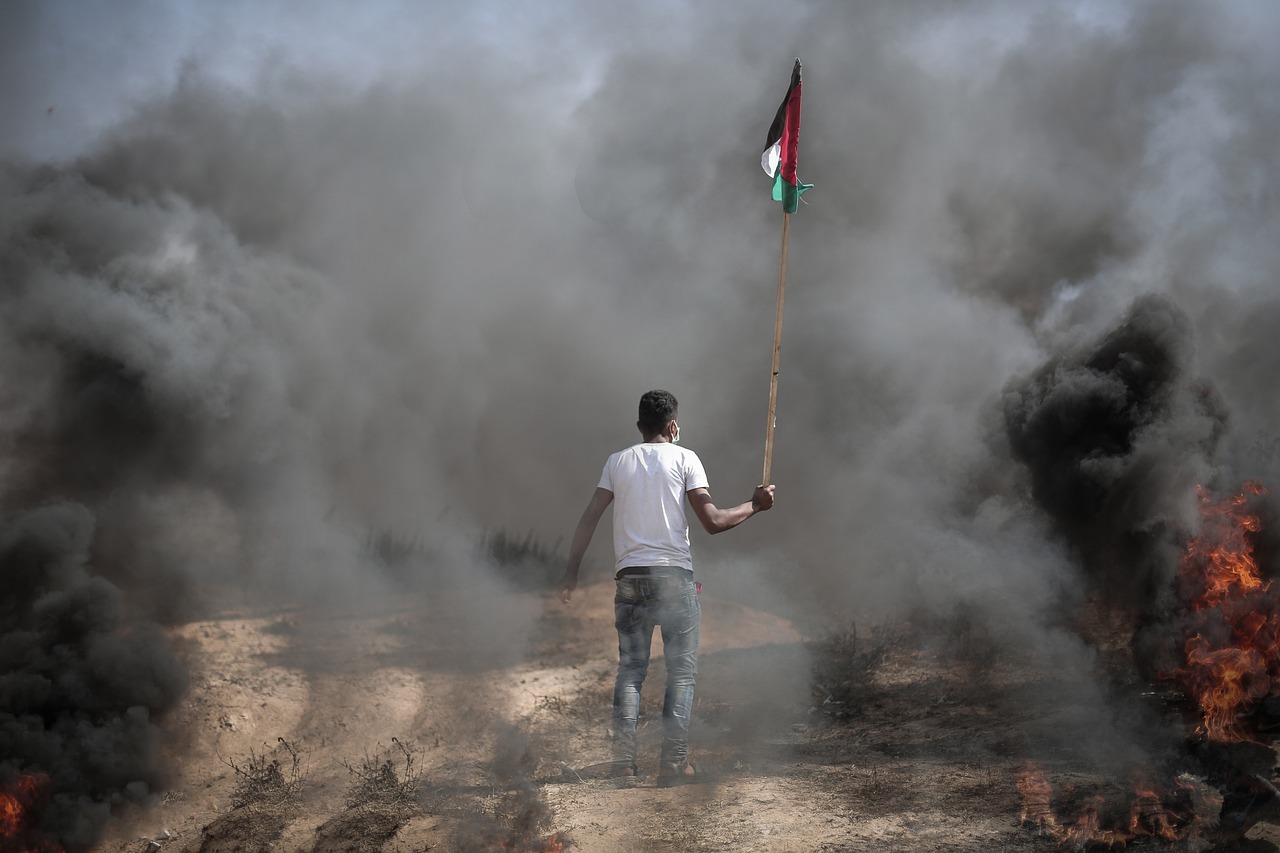 Filistinlilerin Geçim Kaynağı: Gazze'de Hurda Toplama