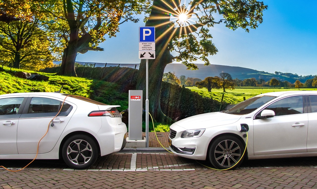 Should You Buy an Electric Vehicle Now?