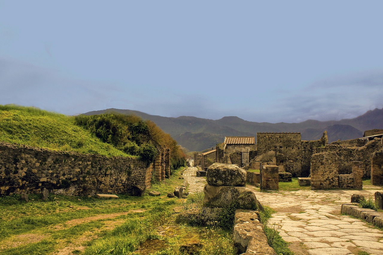 The Dual Destruction of Pompeii